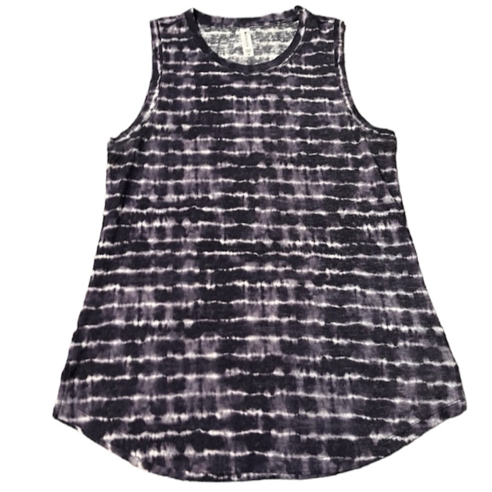NWOT Athleta tank top - size medium
